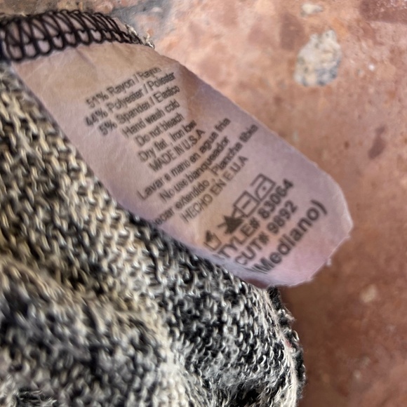 Crochet Knit Sweater Horizontal Stripes - Picture 9 of 10